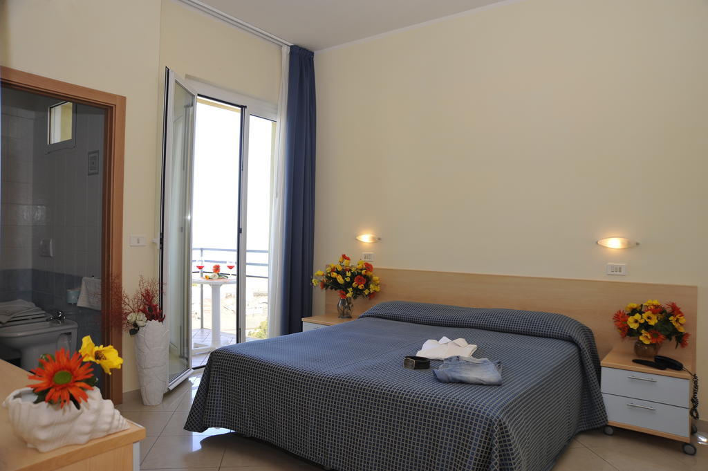Hotel Fantasy Rimini Bilik gambar