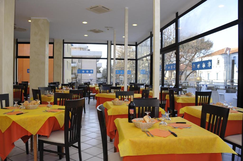 Hotel Fantasy Rimini Luaran gambar