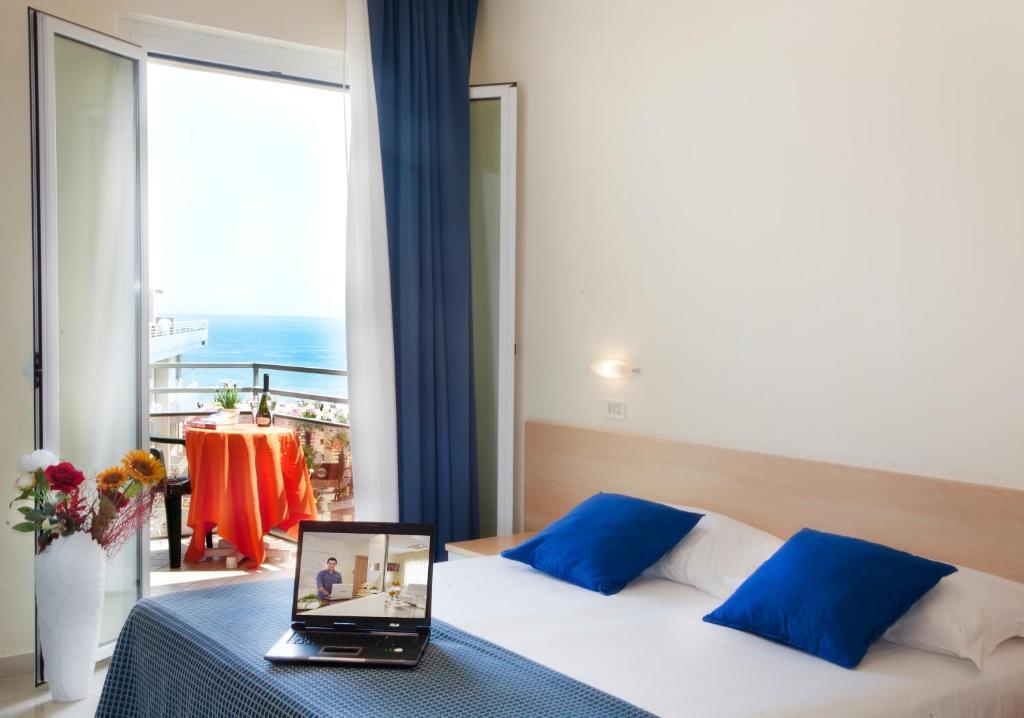 Hotel Fantasy Rimini Luaran gambar