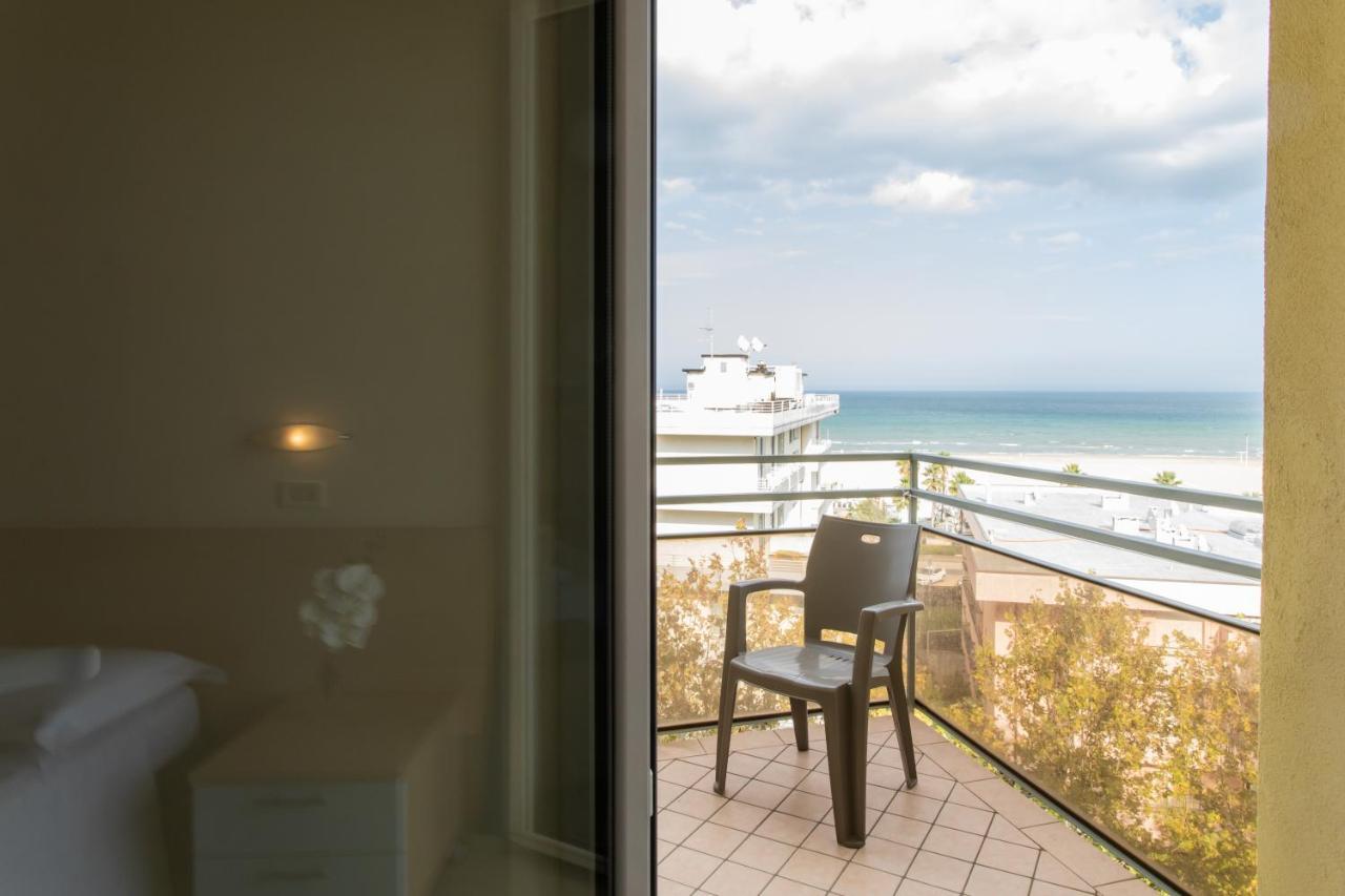 Hotel Fantasy Rimini Luaran gambar